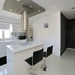 Neli