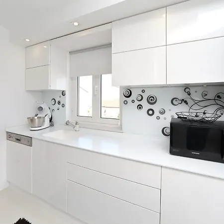 Apartment Neli *