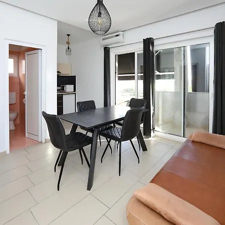 Neli * Bibinje