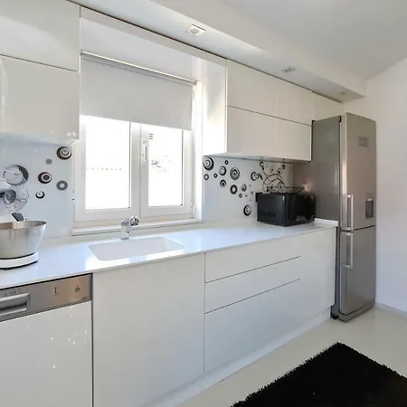 Neli Apartment